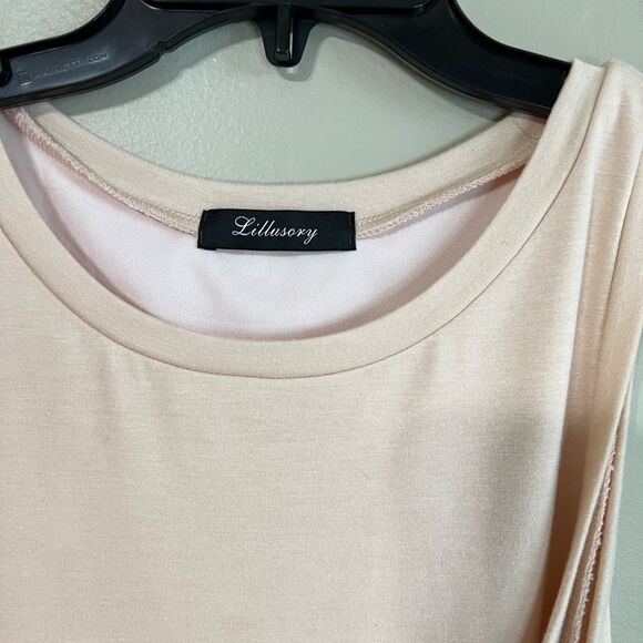 Lillusory large cream dress - Picture 2 of 5